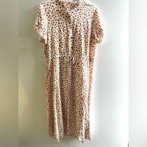 White leopard cheetah short sleeve dress
